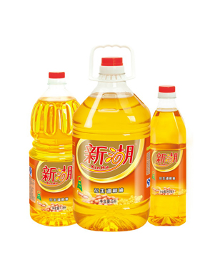 食用油灌裝機(jī)回首艱苦過(guò)去，展望美好未來(lái)